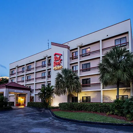 Red Roof Inn Plus Miami Airport-3
